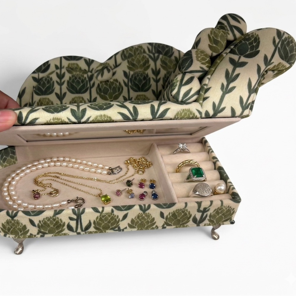 Jewelry Box Green Floral Patterned Chaise Lounge - Picture 3 of 12